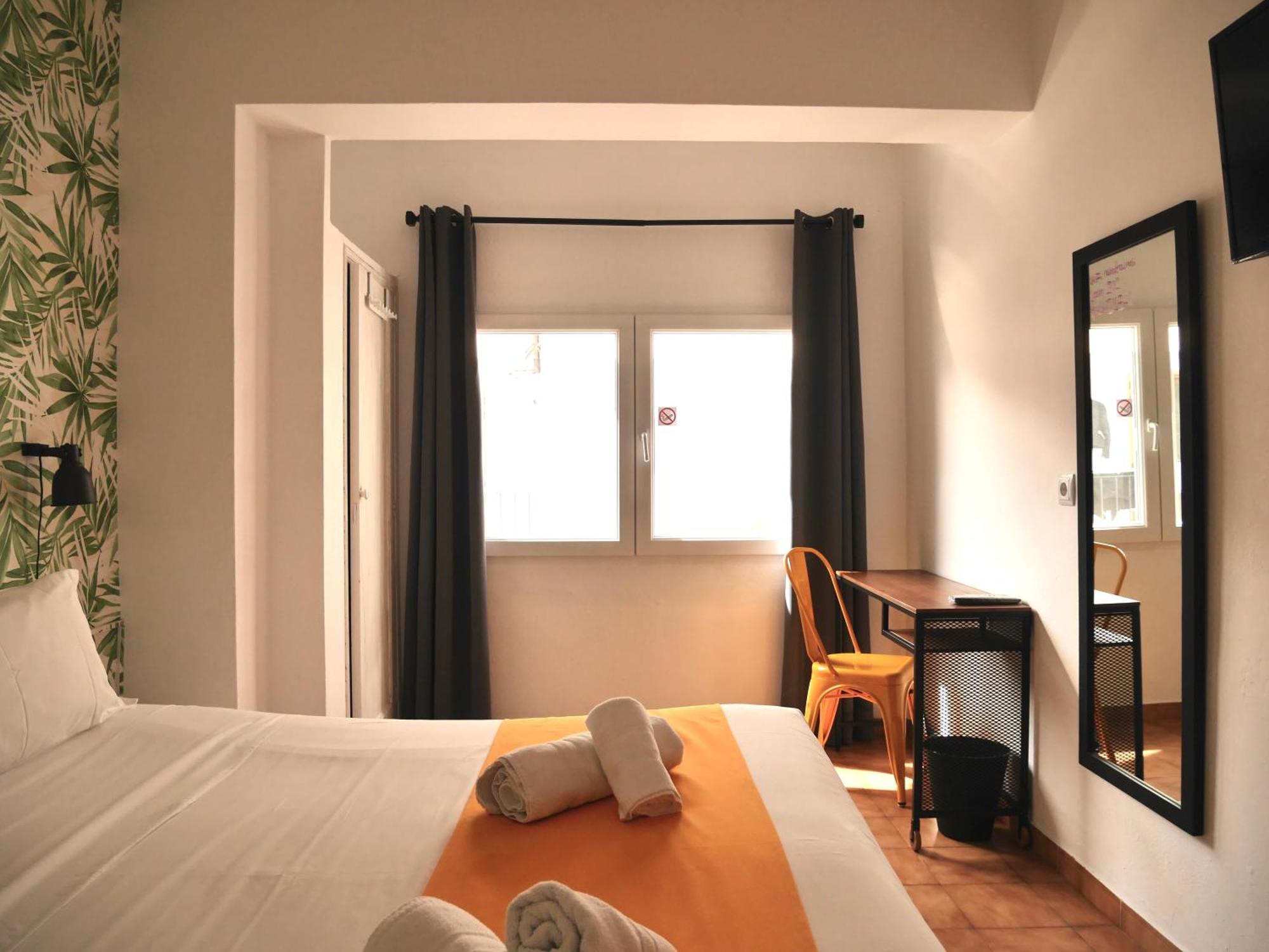 นานิต รูมส์ อิบิซา Hotel ซานตาเอวเลเรียเดสริว ห้อง รูปภาพ